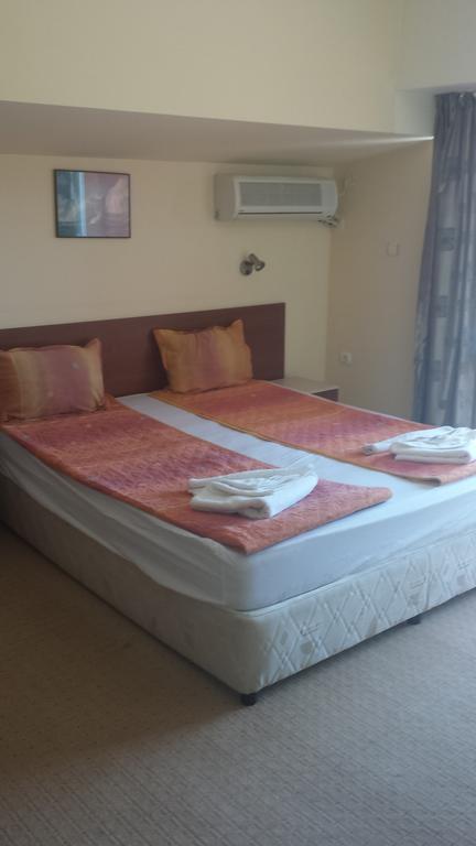 Salena Hotel Primorsko Quarto foto